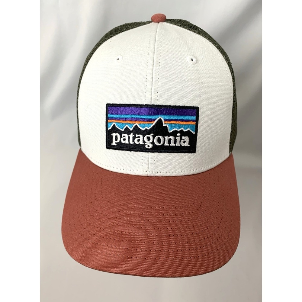 NEW Patagonia p-6 Logo LoPro Trucker Hat Cap Birch White - Picture 2 of 13